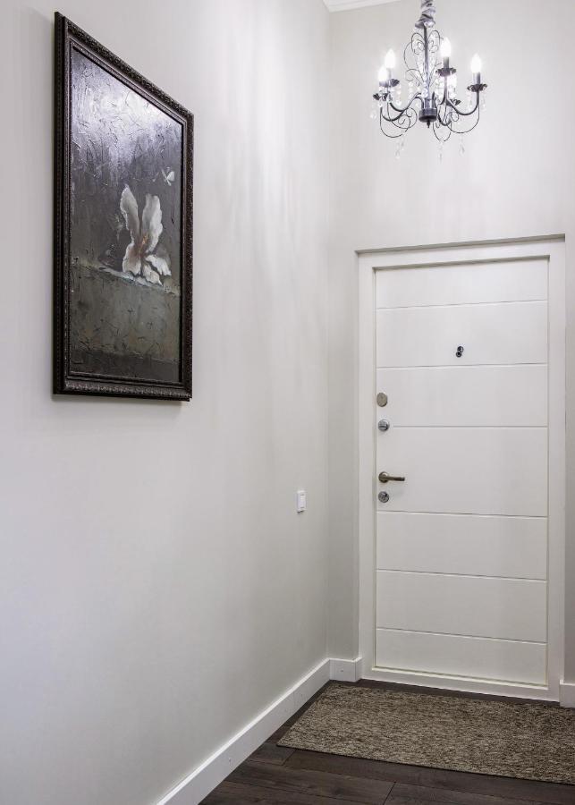 3 Room Apartments , Rohatyntsyv Street Lviv Exterior foto